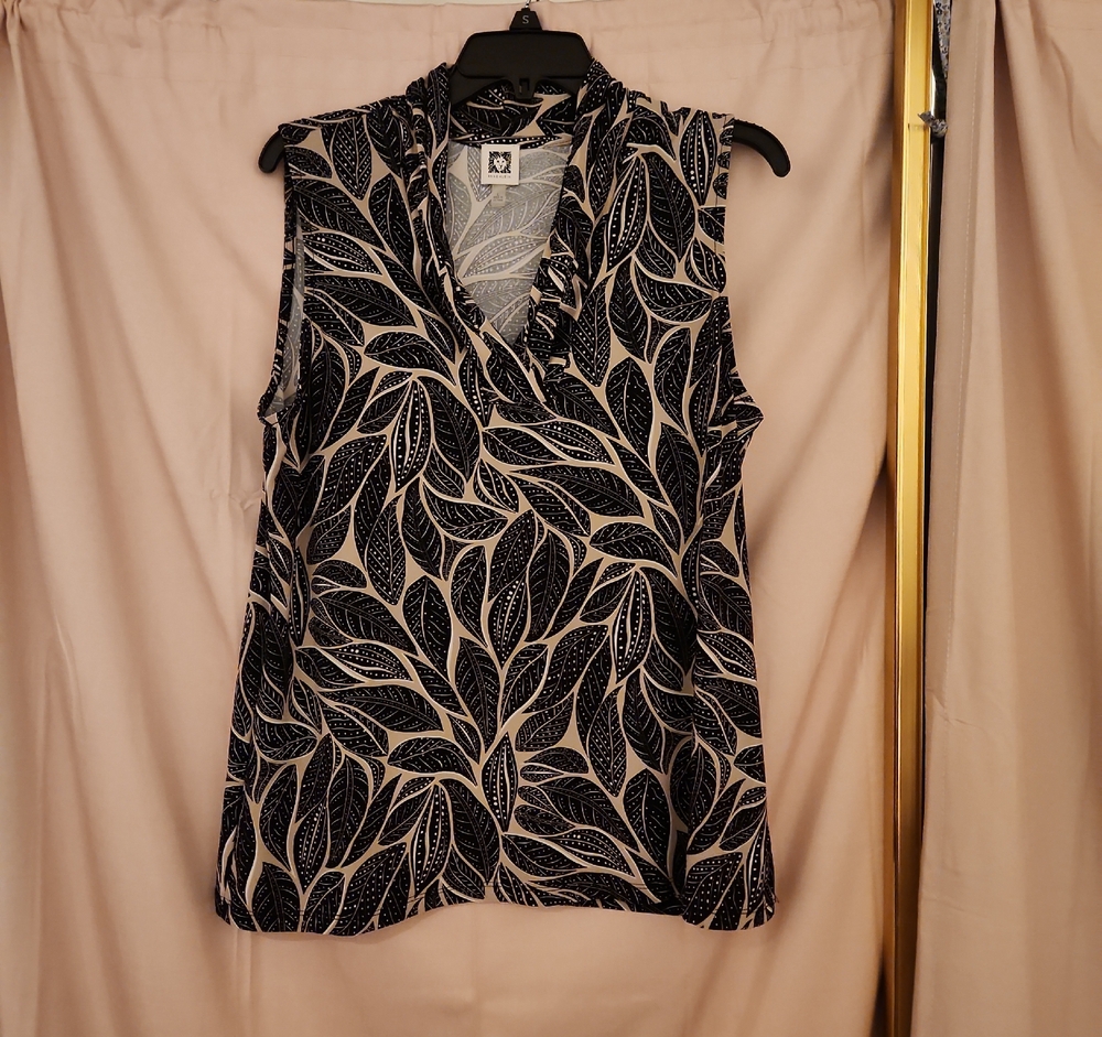 Anne Klein Black and White Leaf Print Blouse